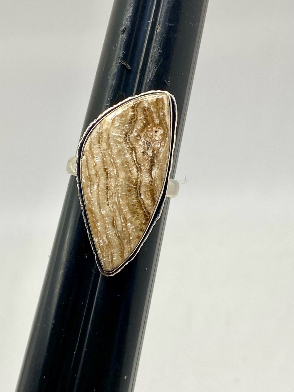 P09. Sterling Silver plated picture jasper ring
